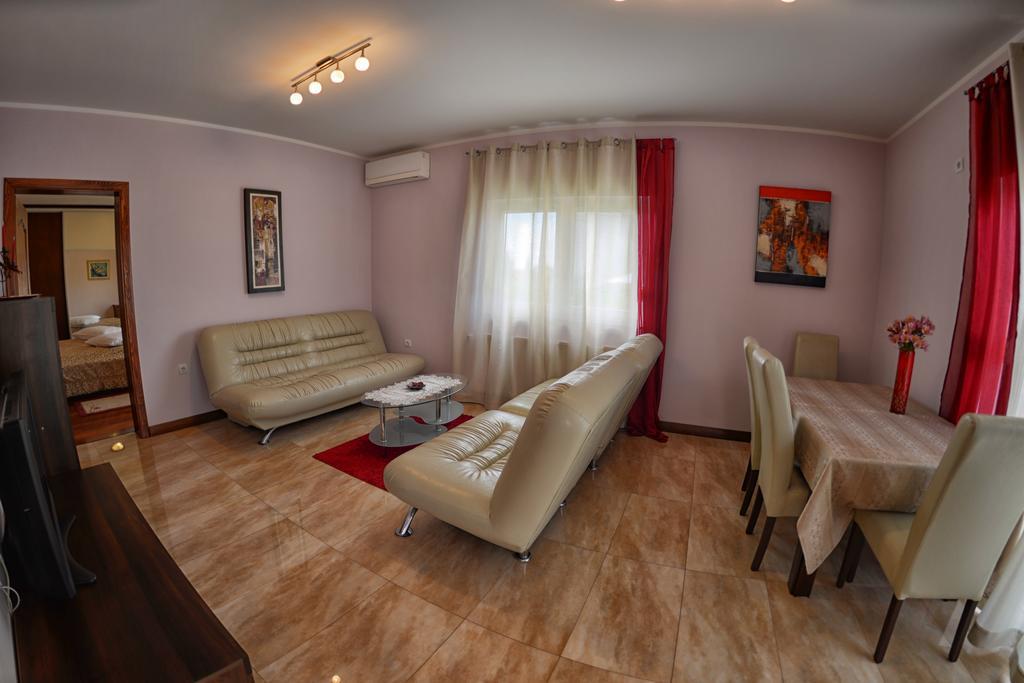 Apartments Sablic Pula Exterior foto